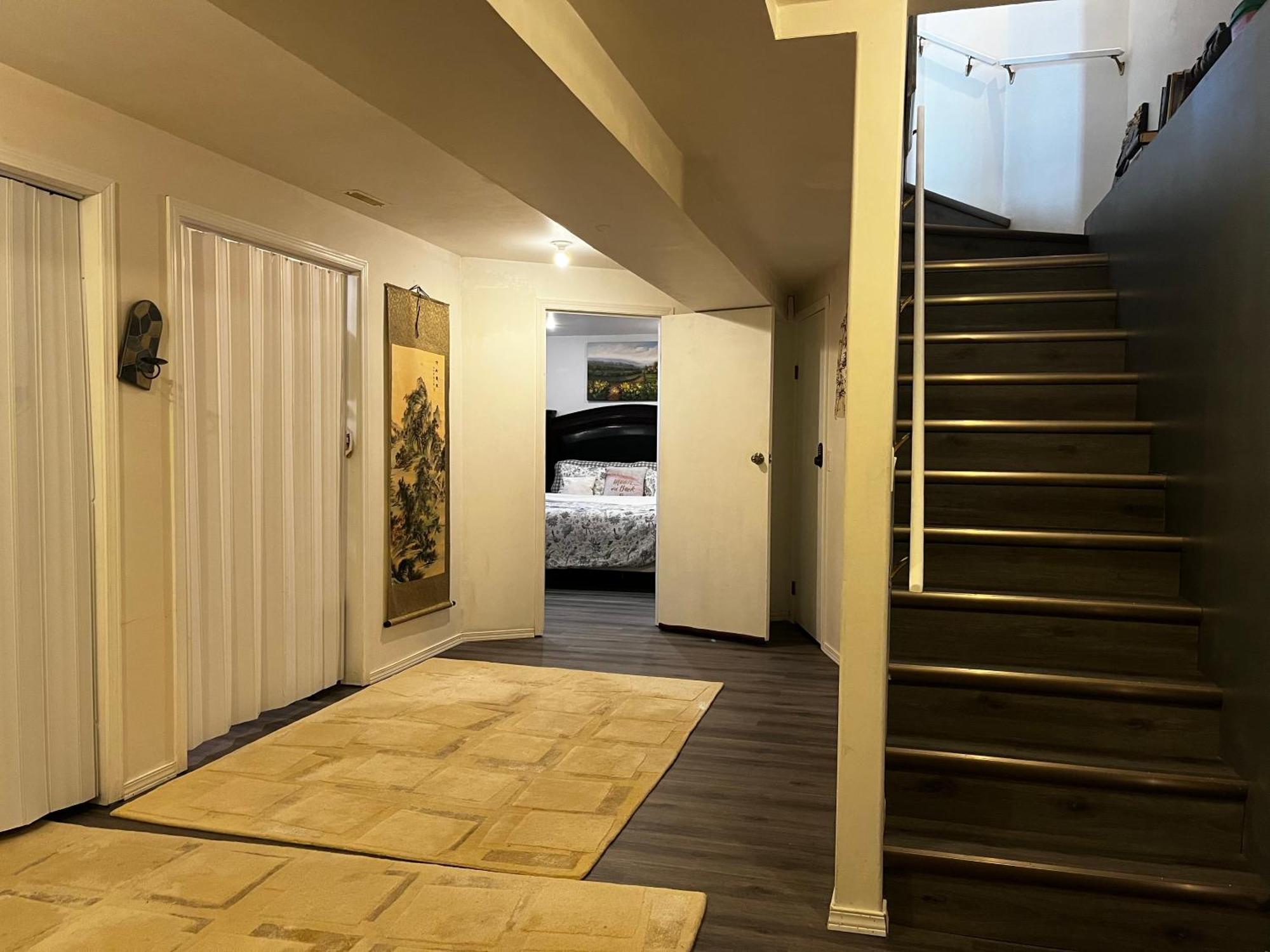 Hidden Valley New Basement Suite With Private Bathroom! Κάλγκαρι Εξωτερικό φωτογραφία